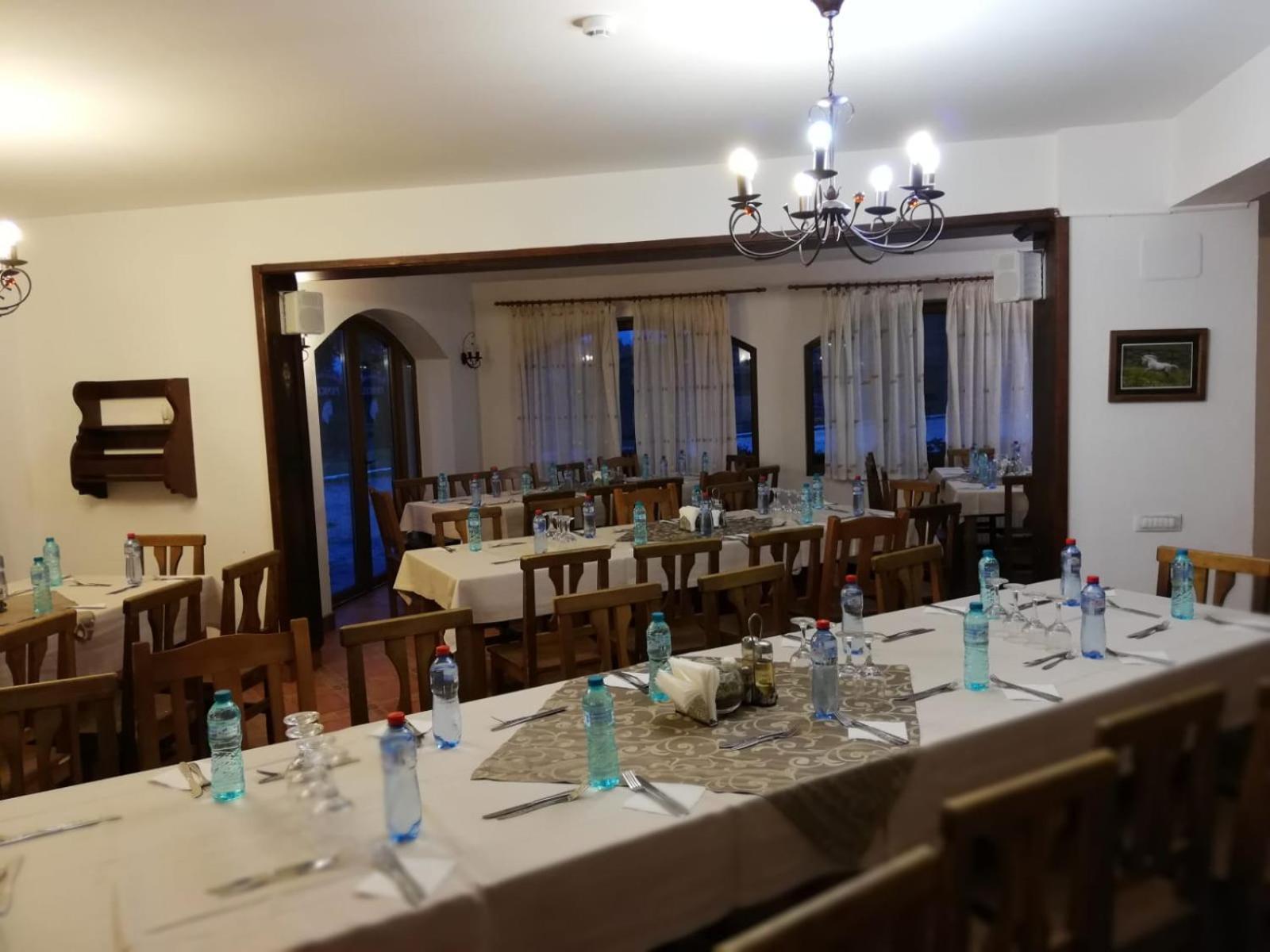 Complex Panicel Rîşnov Екстериор снимка
