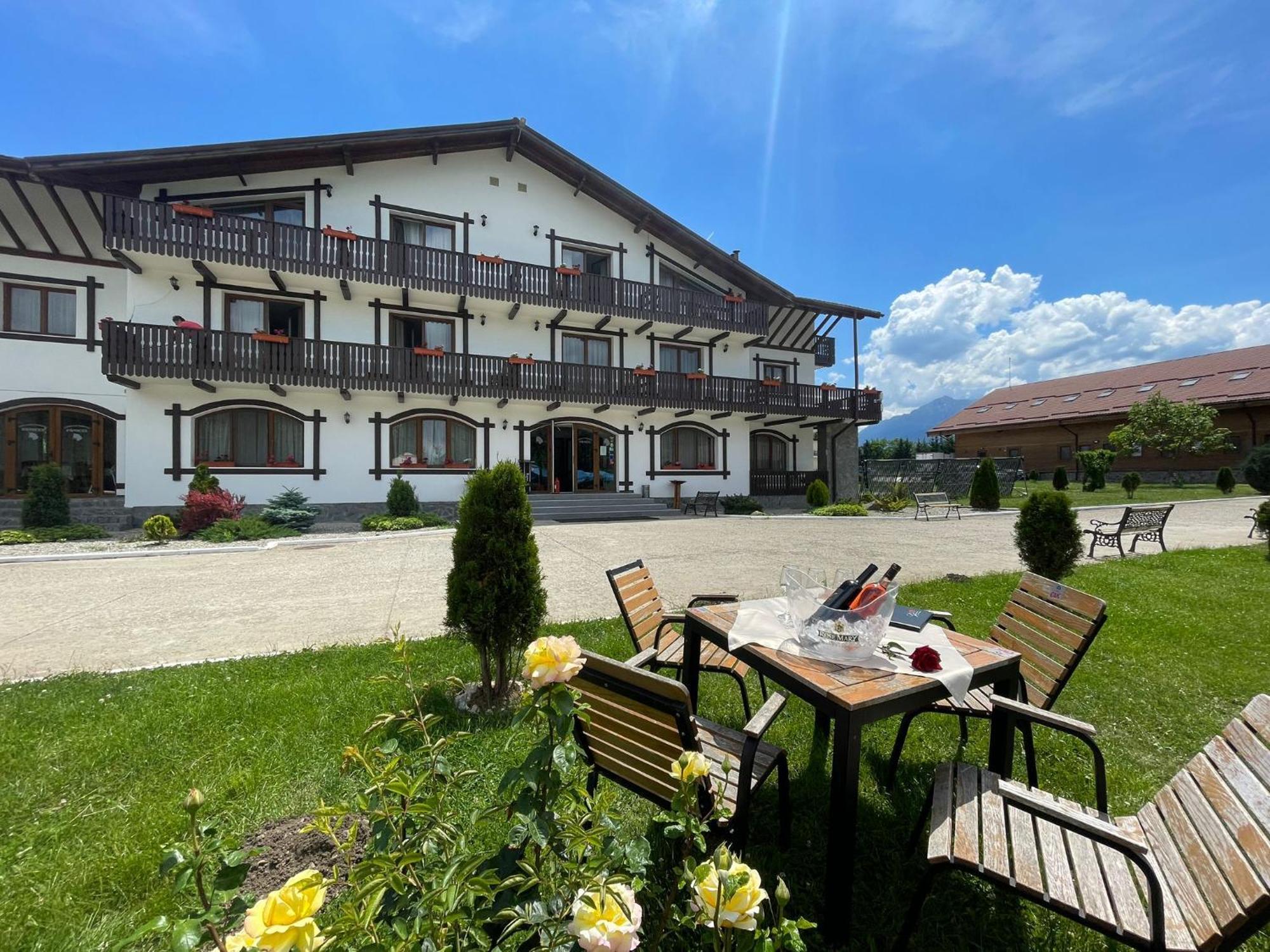 Complex Panicel Rîşnov Екстериор снимка